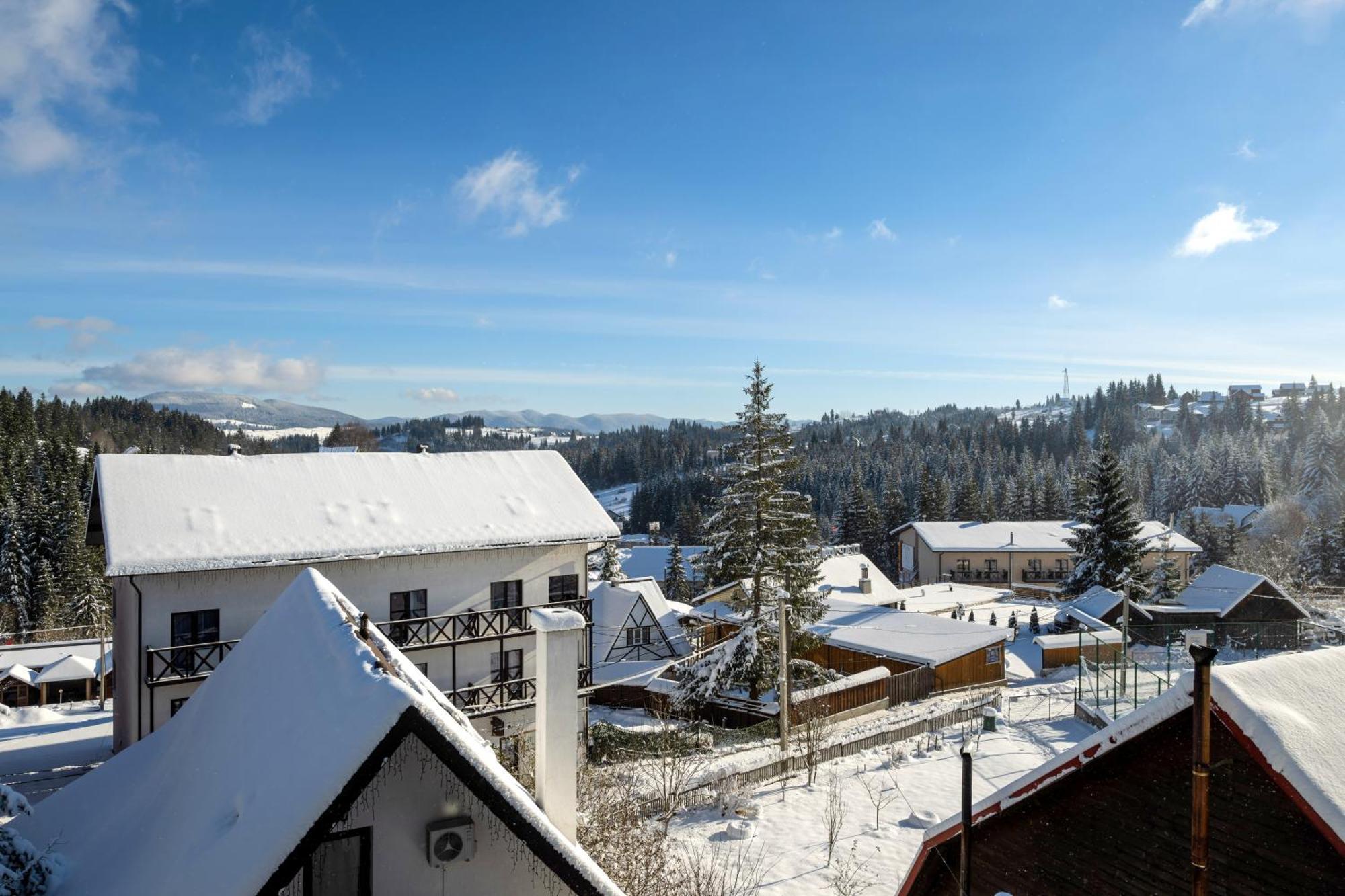Готельний Комплекс Парламент, Яблуниця Yablunytsya Exterior foto